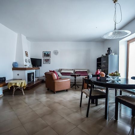 Casa Vacanze Maria アグローポリ エクステリア 写真
